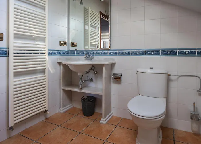 Casa Larsanadrian 2 *